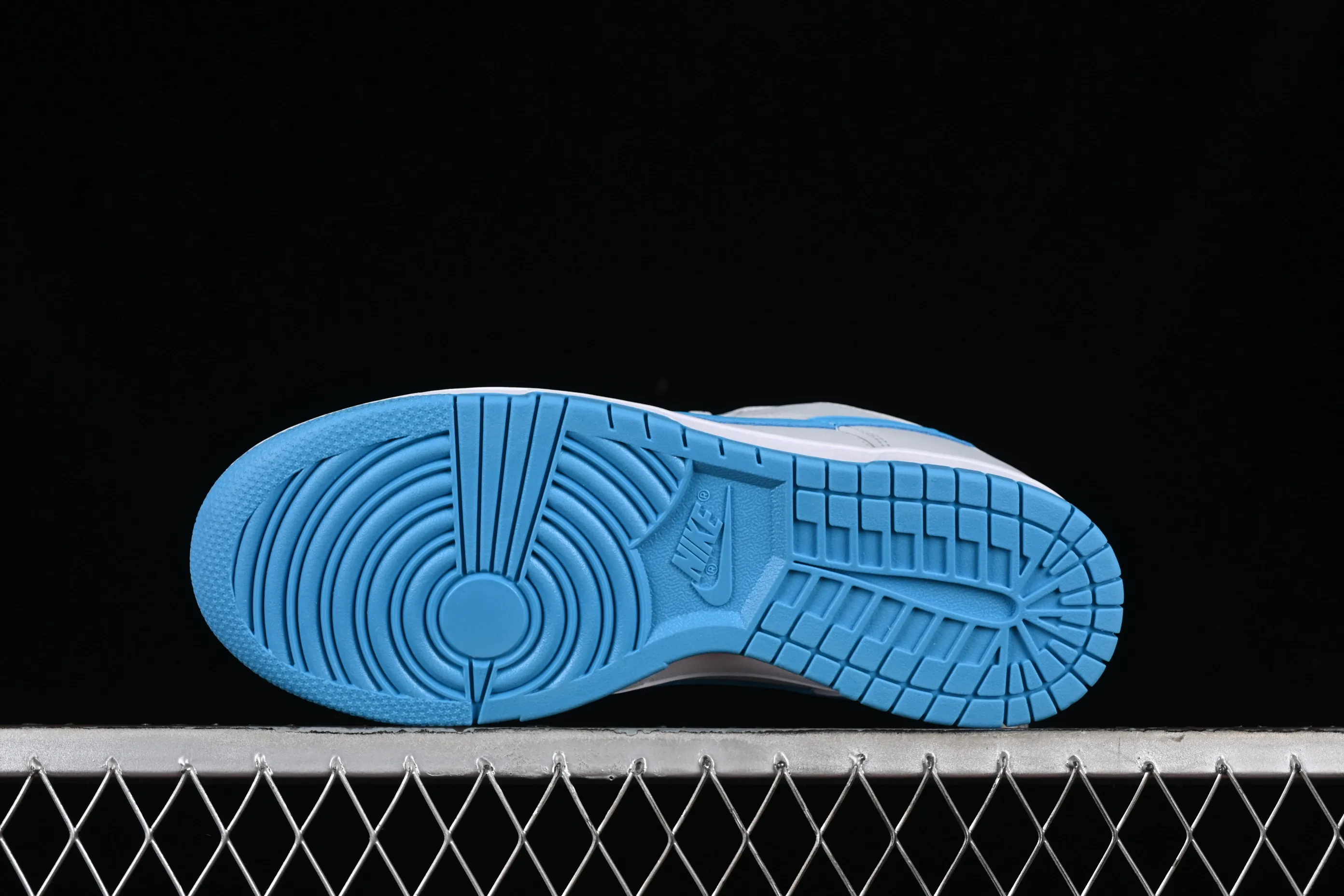 All categories Nk SB Dunk series Nk SB Dunk Low low-top sneakers Nk Dunk Low "Light Blue" Gray North Carolina SB low-top sports and leisure sneakers DV0831-001